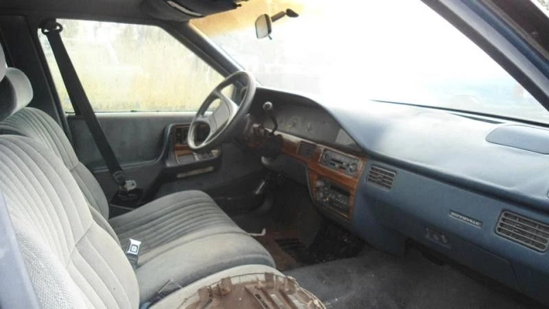 Только левый двигатель вентилятора радиатора подходит для 89-93 95-99 RIVIERA 3382443 - Изображение 3 из 4