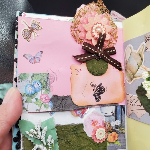 Junk Journal Hand Made Small Chunky Decorated Junk Journal Floral W/ Tassel - Imagen 8 de 23