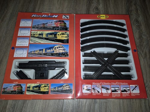 Sante Fe SD40 Electric N-Scale Train Set - Picture 3 of 3