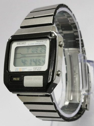 Orologio da uomo vintage 1982 Seiko PulseMeter S229-5010 Alien digitale LCD quarzo 36 mm - Foto 2 di 18