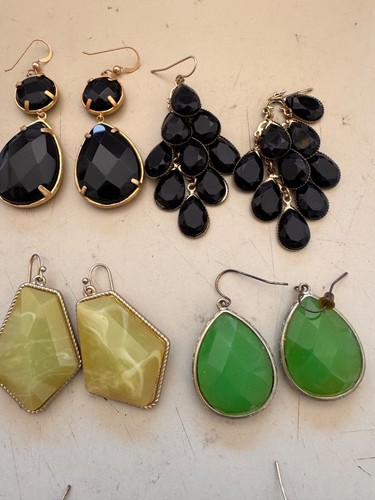 10 Pendientes Gancho Vintage, Negro Verde Naranja Rojo Rosa Oro Tono Blanco Plástico - Imagen 2 de 6