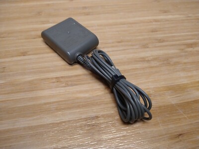 任天堂Dslite、USG-001、アダプターUSG-002 NEW Official AC Adapter Charger Wall Plug Nintendo DS Lite