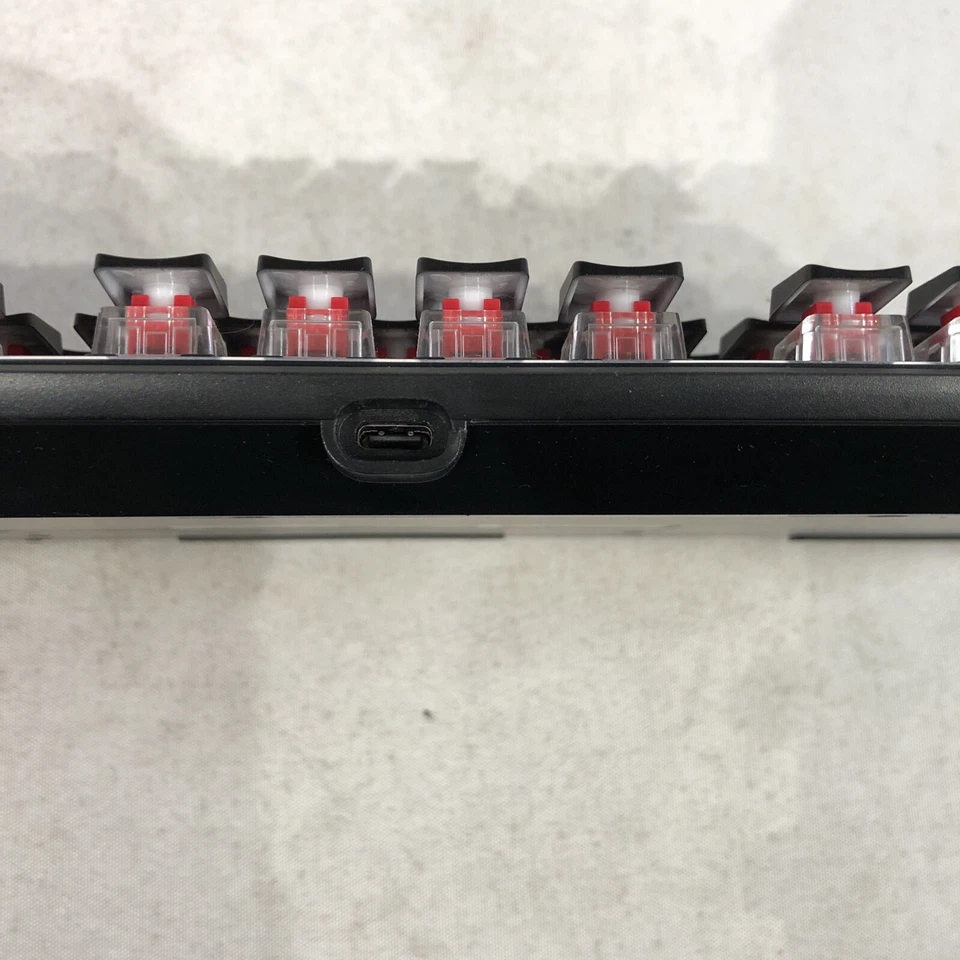 ROCCAT Vulcan Roc-12-272 Black Programmable Keypad Wired Gaming Keyboard - Image 4 of 4