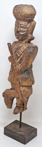 Antik hölzerner Uhrmacherfigur Statue Original alt handgefertigt fein geschnitzt - Bild 3 von 7