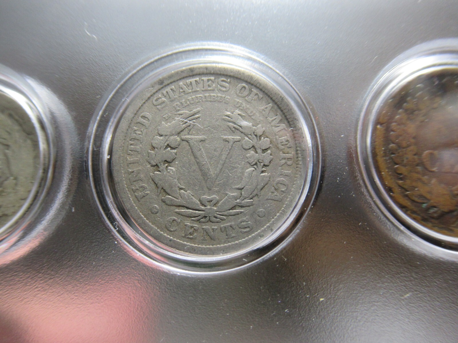 Foto 11 di 12