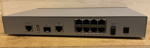 Cisco RV260 VPN Router - Picture 2 of 4