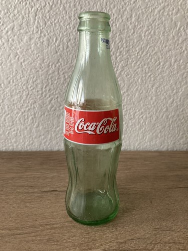 1996 Coca Cola Bottle Classic 8 fl oz empty bottle Vintage Collectable Pop Glass - Picture 1 of 4