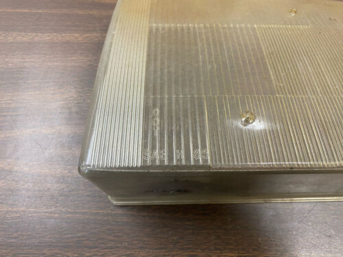 1986-1993 Volvo 240 244 245 Driver Left Headlight Lens 1372081L #2985E - Picture 3 of 6