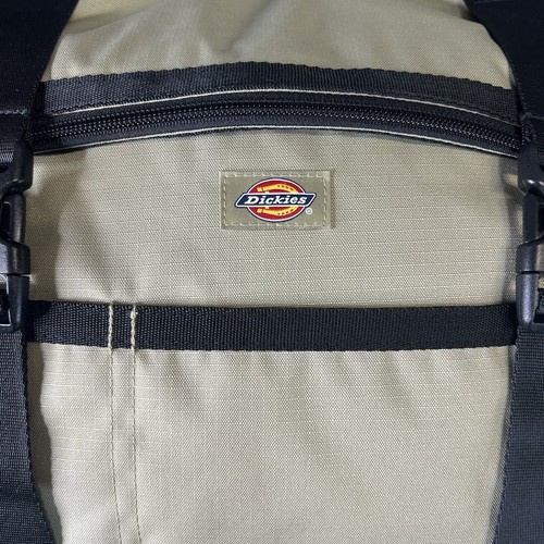 Nueva Mochila Dickies Ashville Roll Top Caqui Botella de Agua Bolsillos Laterales - Imagen 2 de 17