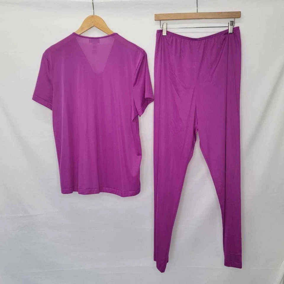 Vintage Vanity Fair Circa 60 to 70 2 Piece Pajama House set Shirt Pants - Image 4 of 4