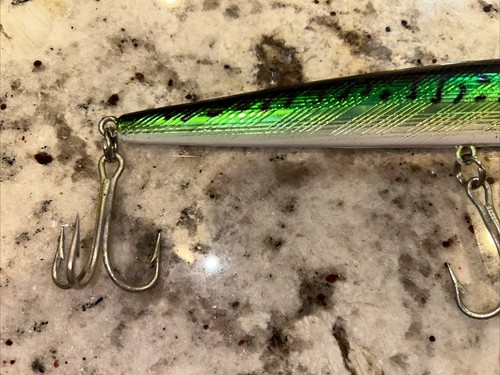 Vintage Rebel Fishing Lure 7" In Original Packaging - New Old Stock! - Picture 4 of 10