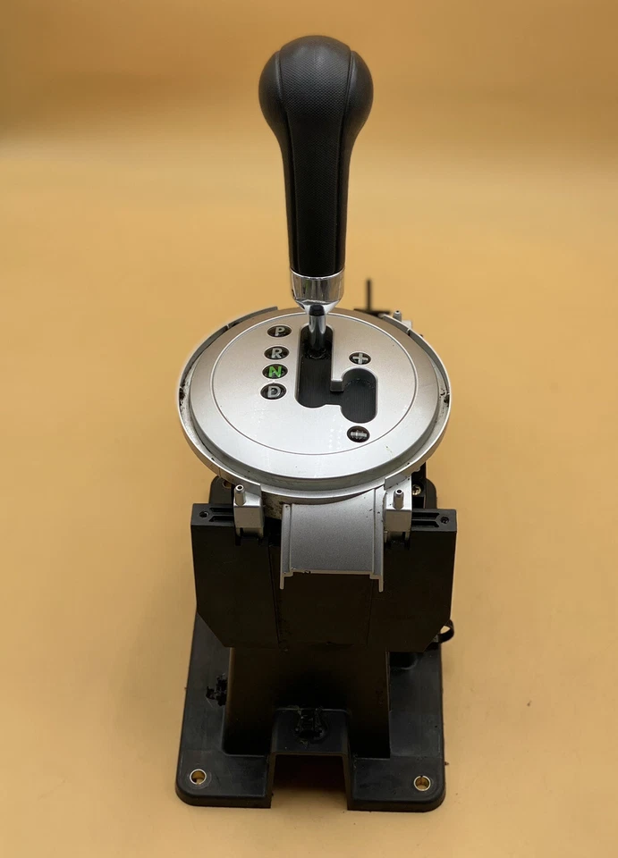 MITSUBISHI ENDEVOR PALANCA DE CAMBIOS MONTAJE DE PALANCA DE CAMBIOS DE PISO 2004-2011 OEM Foto 2 de 4