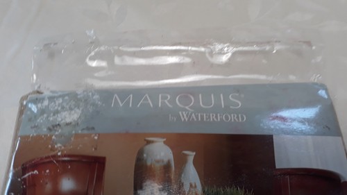 Marquis Waterford Tablecloth Greyson 100% Polyester 60"x84" Oblong Gold Open Pkg - Picture 12 of 21