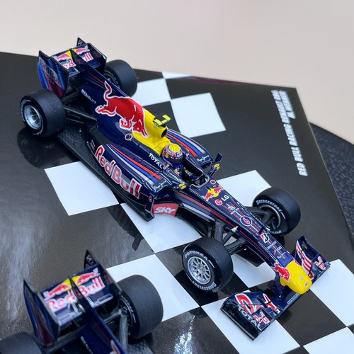 MINICHAMPS 1/43 2010 Formula One World Constructors Red Bull RB6 Set 412100506 - Picture 8 of 15