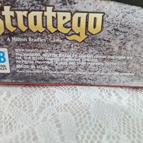 Stratego 1999 Board Game by Milton Bradley - Complete Strategy War Game Army - Picture 3 of 7