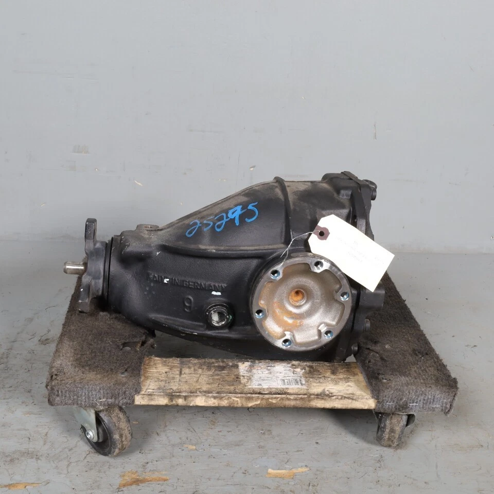 Mercedes CLK320 E320 1999-2002 portador diferencial trasero 2103502914 OEM usado Foto 2 de 4