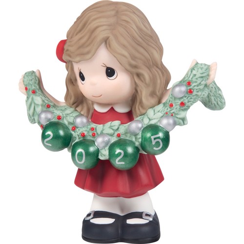 Precious Moments 2025 GIRL Figurine Deck The Halls Christmas 251001 - Picture 3 of 4