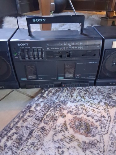 Sony Radio Cassette-Corder CFS -W350 Vintage RAR GETESTET Top Form Sammler - Bild 2 von 3
