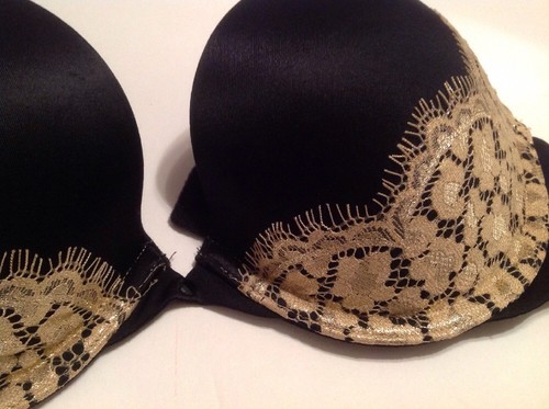 Victorias Secret Very Sexy Push Up Bra Set Black Gold Lace 32D,M NWT - Picture 4 of 11