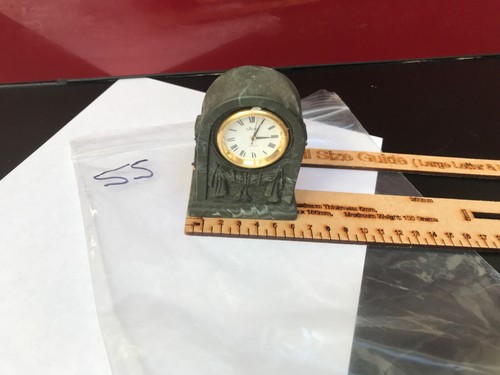 Miniature Quartz clocks and other makes. Over 100 clocks - Foto 112 di 470
