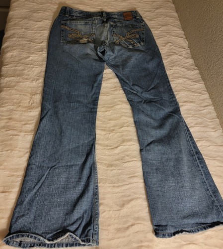 BKE Culture Denim Damen Jeans schmale Stiefel mittlere Waschung Größe 29R x 28 Schrittlänge  - Bild 11 von 12