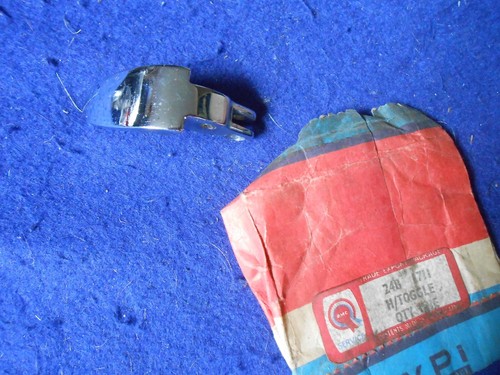 NOS BMC Soft Top Clamp Toggle Handle Austin Healey 100-6 BN6 24B1711 - Picture 5 of 5