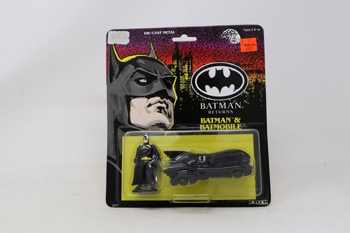 1992 ERTL Batman Returns Batman with Batmobile MOC - Picture 2 of 7