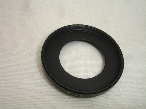 Vello EW-43 Dedicated Lens Hood ( 43mm Screw-On ) for Canon's EF-M 22mm f/2 STM - Picture 2 of 4