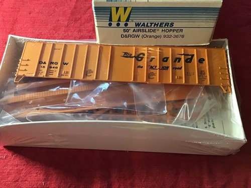 WALTHERS HO-SCALE 50’ DENVER & RIO GRANDE HOPPER KIT #932-3676 BRAND NEW!! - Picture 1 of 3