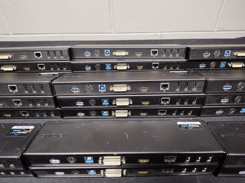 Mixed Lot of 27 Targus Docking Stations ACP70USZ, ACP71USZ, ACP77 & DOCK120 - Bild 17 von 21