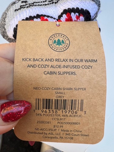 Kids Shark House Shoes Slippers Size Youth 10K-4 ALOE INFUSED Cozy Cabin NWT - Picture 4 of 7