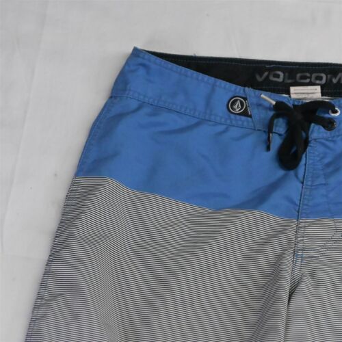 Volcom 32 x 10" Blue Red Stripe Unlined Board Hybrid Shorts - Picture 2 of 5
