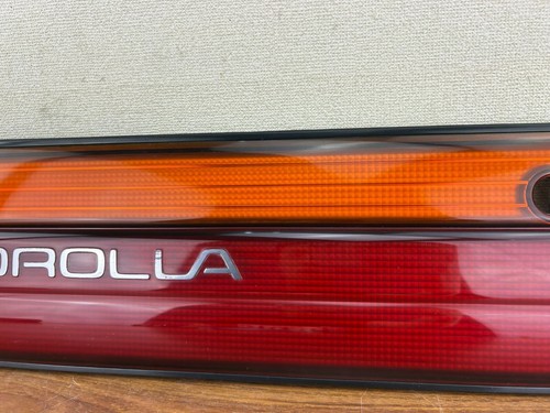 TOYOTA Corolla AE100 Taillight Trunk Garnish JDM OEM Genuine J23 - Picture 4 of 17