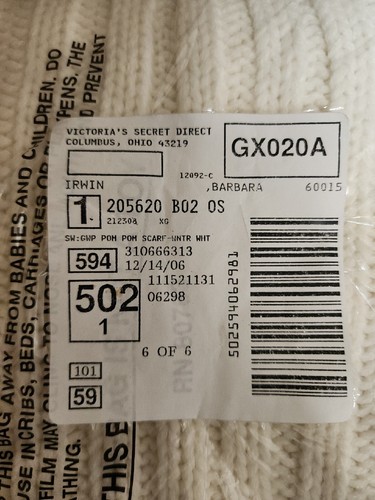 NEW Victoria's Secret Pom Pom Scarf Off White In Sealed Bag Priority Shipping - Picture 2 of 7