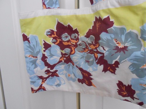 VINTAGE ALL FABRIC COTTON SHOULDER BAG (UNUSED) FULLY LINED. - Picture 2 of 2