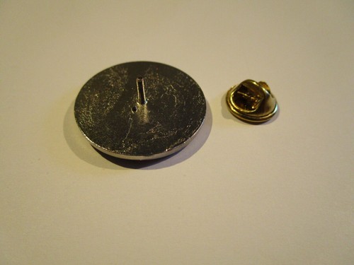 PINS ANSTECKNADEL BADGE-RUND AUS METALL-VERSCHIEDENE MODELLE ZUR AUSWAHL-PINS BADGE-AT CHOICE - Bild 177 von 178