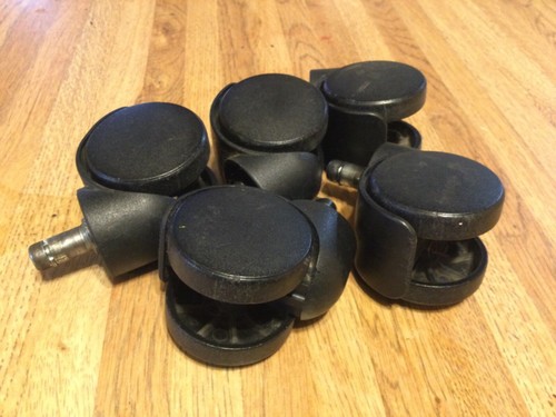 Bürostuhl Kunststoff drehbar und Stahlrollen 5er Pack - Bild 1 von 6