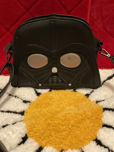 A Very Cool Beautiful Rare Loungefly Funko POP Darth Vader Crossbody Handbag - Picture 2 of 6