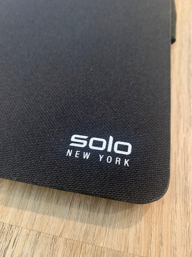 🔥Solo NEW YORK Wyatt Recycled Slim Case Fits iPad 10.2" - BRAND NEW! - Picture 4 of 8