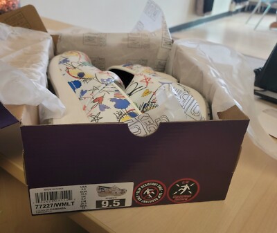 Sketchers Clogs White New in Box 