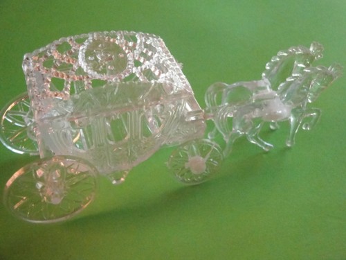 Clear Plastic Cinderella Horse with  Carrige Figurine - Picture 7 of 7