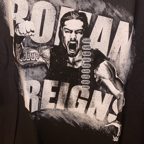 WWE Mens T-Shirt XL Black New Roman Reigns Shield Champion Wrestler