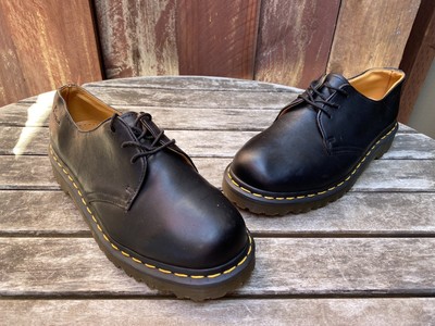 dr martens 1461 black yellow stitching