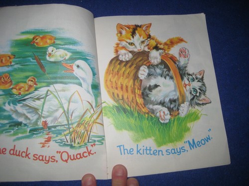Whitman cloth picture book/set of 3/animals/disney/Raggedy Ann/ 1970/ super cute - Picture 2 of 10