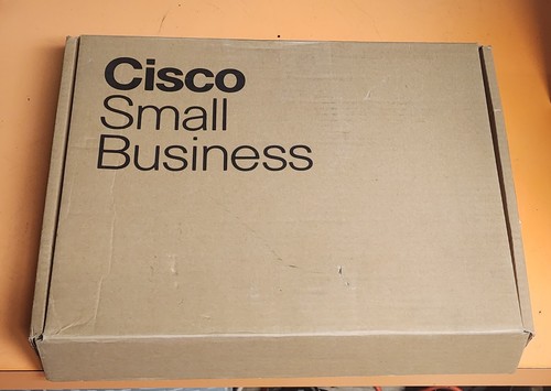 Cisco SPA-303-G1 3-Line Office IP Phone w./ Display & PC Port - NEW