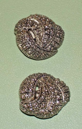 Vintage Costume Silver-Toned Knot Style Clip-On Earnings Very Nice! - Picture 3 of 8