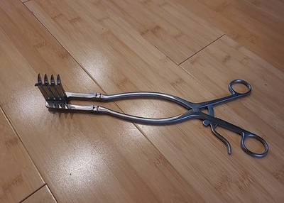 V.mueller Beckman-Adson Retractor Orthopedic Instrument