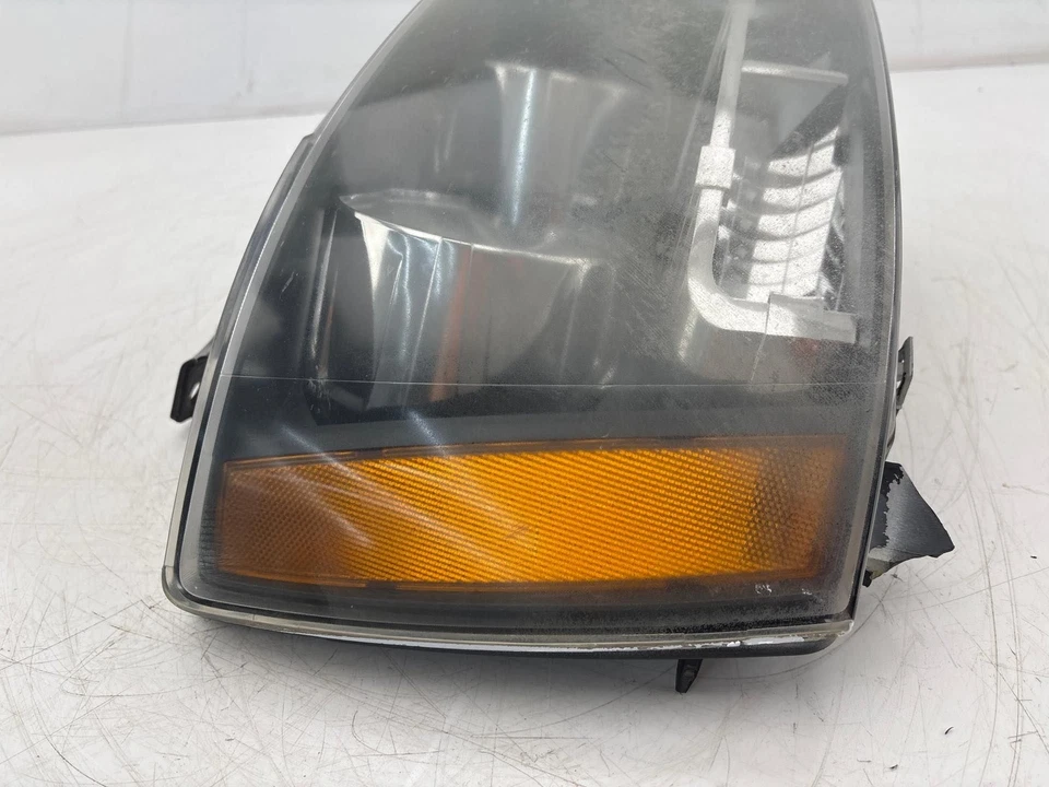 Conjunto de faros delanteros derechos Chevrolet Tahoe 2007-2014 OEM 20760579 Foto 4 de 4