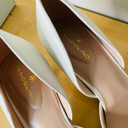 Bandolino "Grenow3" ivory white almond toe piump (Size: 7.5) - Picture 5 of 6