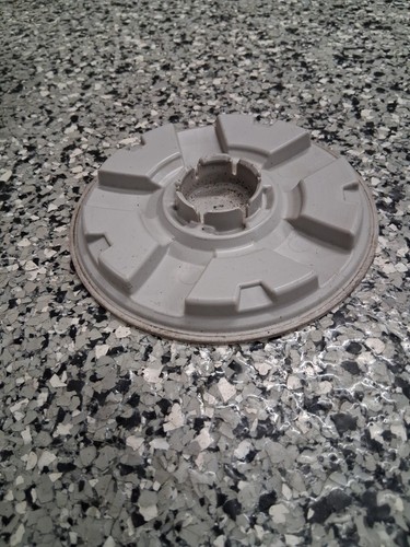 MTD 731-07531 7" Front Hub Cap Craftsman Walk Behind Mowers - Used - Picture 18 of 24